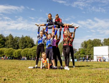 Students take part in dance competition